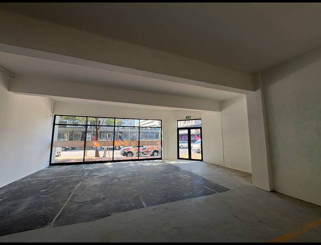 386M² RETAIL TO LET IN CLAREMONT